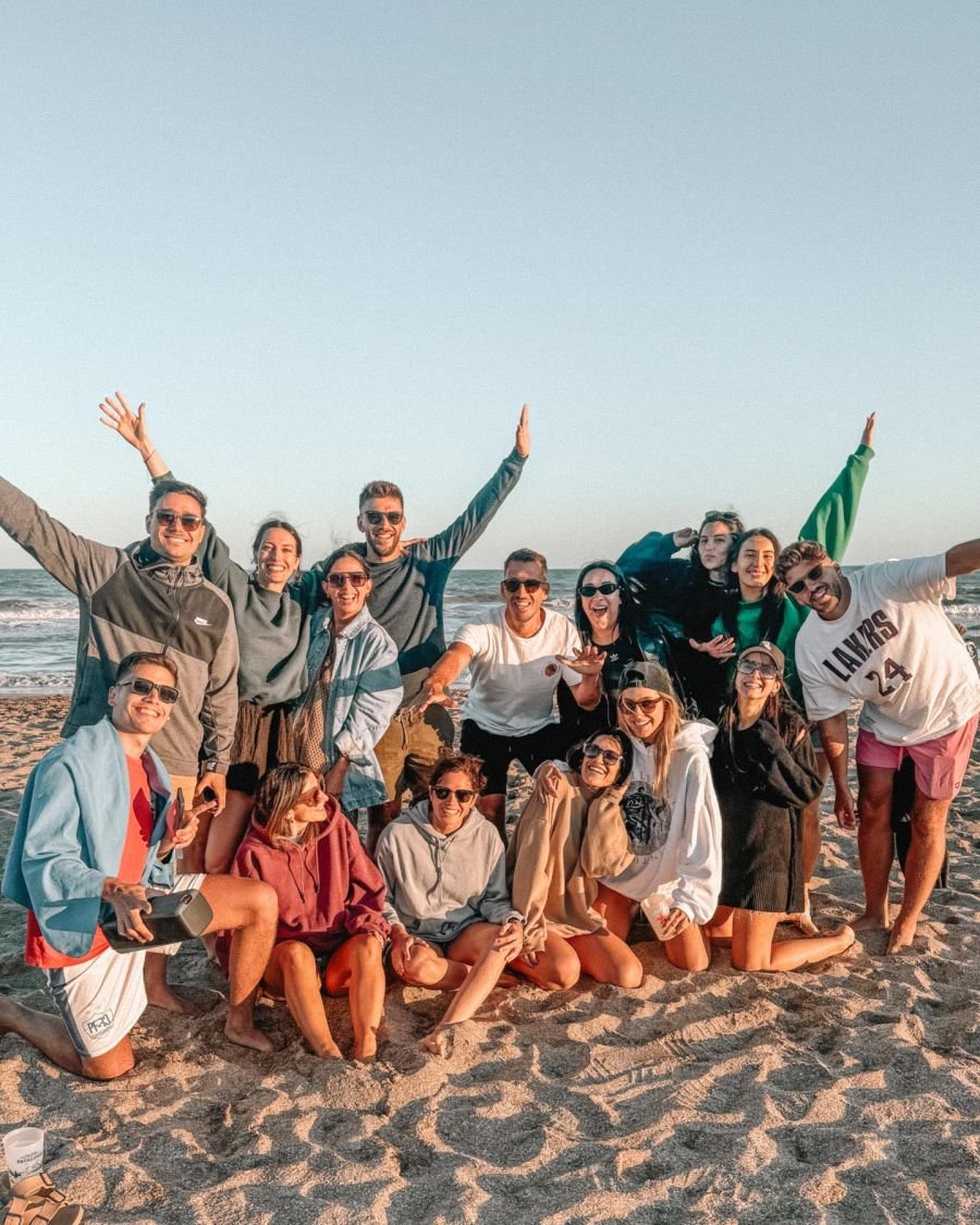 Sofía Martínez se mostró bien acompañada en Pinamar tras alejarse de Diego Leuco