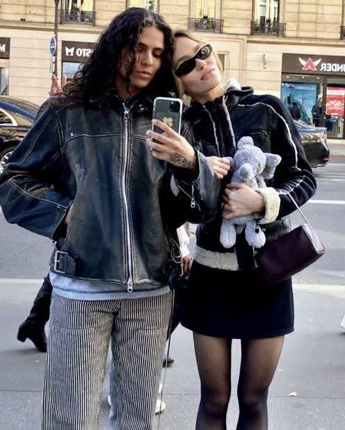 Quién es Niní Vélez y por qué se cree que es la novia de Ester Expósito