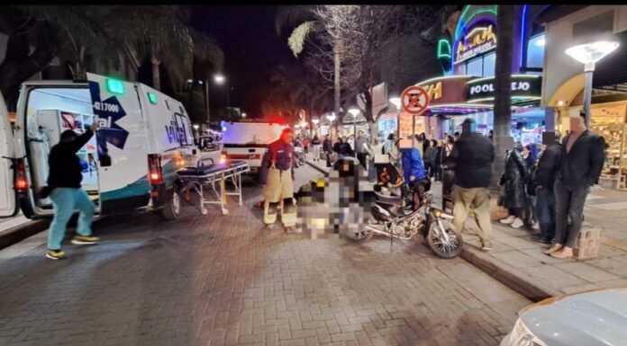 Accidente en pleno centro de Carlos Paz: una joven herida
