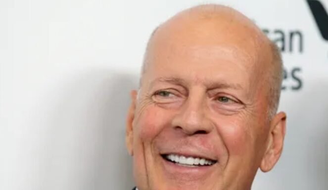 Confirman que Bruce Willis, a sus 69 años, ya no puede hablar
