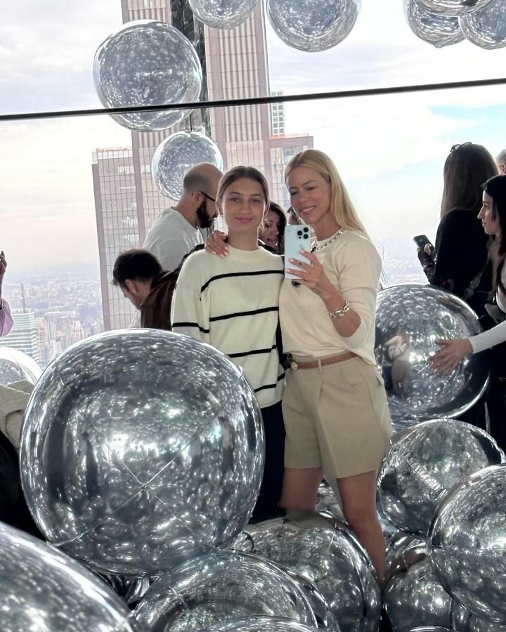 Indiana Cubero deslumbró en Nueva York: todos sus looks junto a Nicole Neumann y sus hermanas