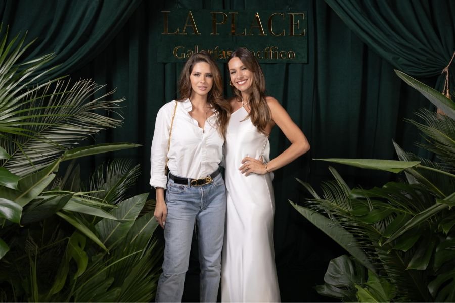 Pampita dio clases de estilo con un vestido lencero blanco que causó furor