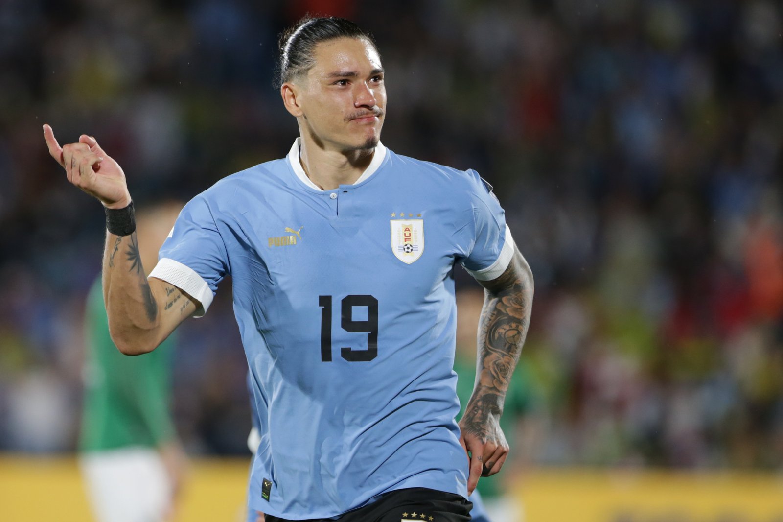 &nbsp;Darwin Núñez de Uruguay celebra su segundo gol hoy, en un partido de las Eliminatorias Sudamericanas para la Copa Mundo de Fútbol de 2026.&nbsp; EFE/ Gastón Britos