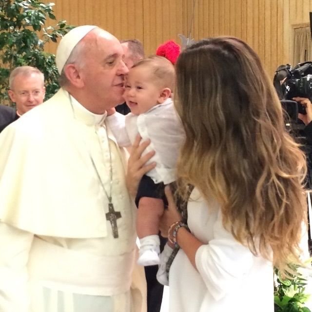 La insólita anécdota de Jimena Barón con el Papa Francisco que involucró a Diego Maradona y Wanda Nara