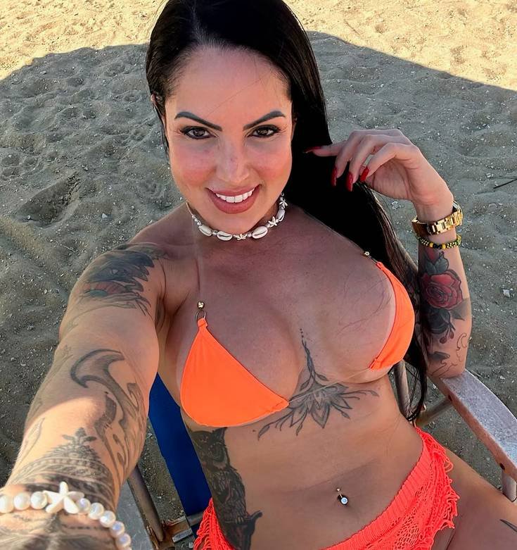 Elisa Sanchez, la actriz porno que quiere ser árbitro de fútbol: "Los prejuicios es lo único que me detiene hoy..."