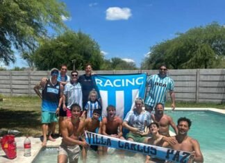 “Racing es familia”: hinchas de Carlos Paz vivieron juntos la previa de la final en Santiago
