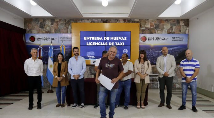 Avanza en la regularización del servicio de taxis Carlos Paz: : se entregaron nuevas licencias