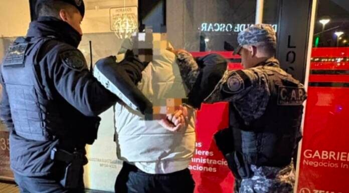 Carlos Paz: Se dió a la fuga con su moto, condujo a altas velocidades pero lograron detenerlo