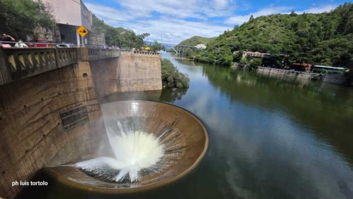 Para la postal: El embudo volvió a ser un atractivo para turistas y vecinos del valle
