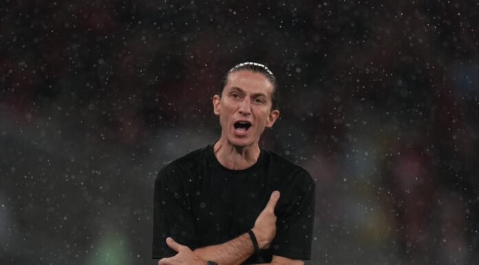 Filipe Luis sufre un ‘Maracanazo’ bajo el diluvio: pierde la Recopa Sudamericana contra Lanús