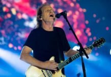 Internaron a Stevie Young, el guitarrista del grupo AC/DC, a poco de llegar al país